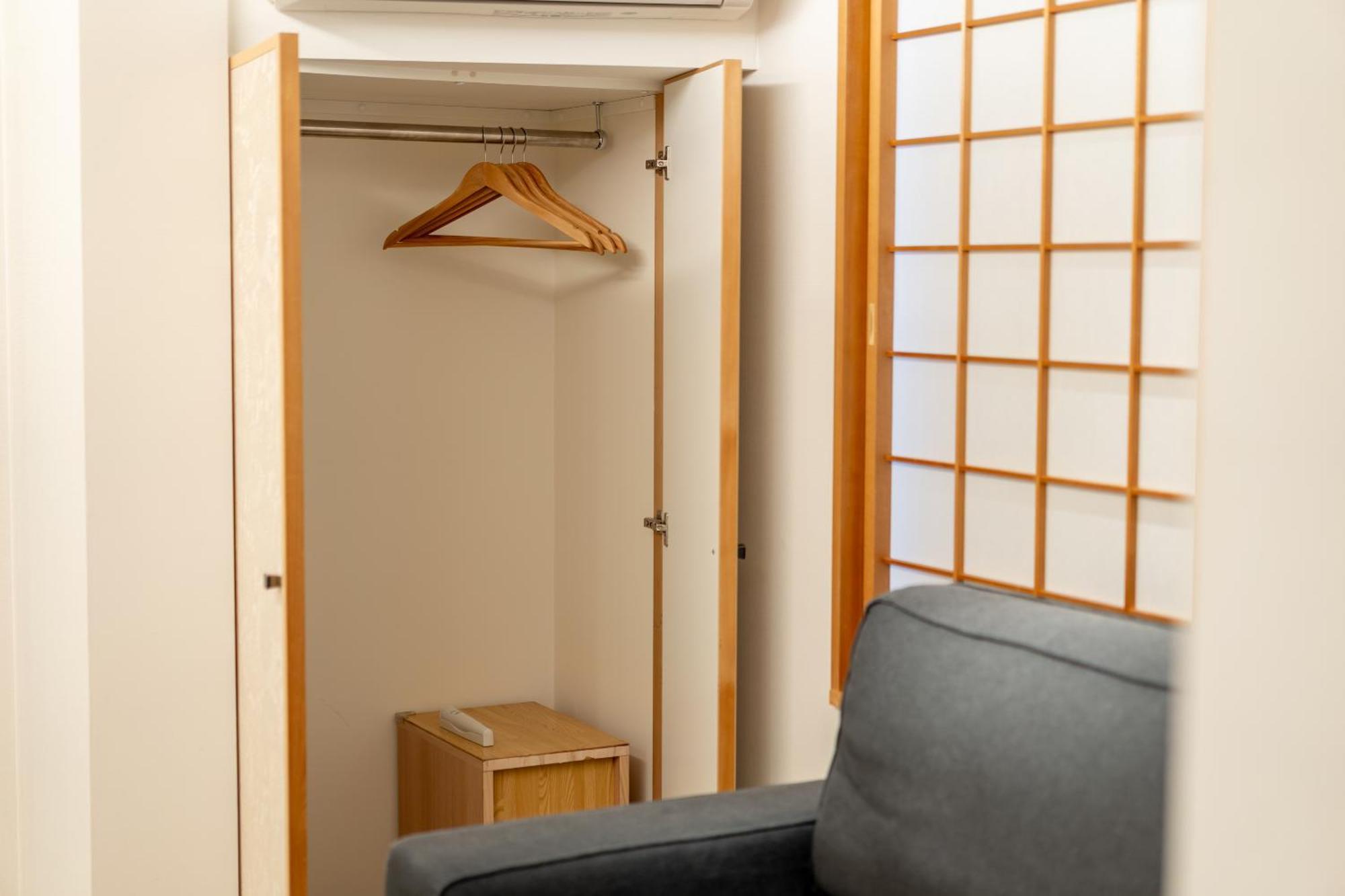 Resi Stay Hachi Inn Kyoto Buitenkant foto